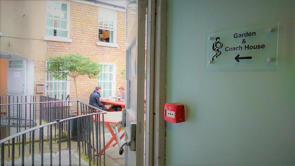 Backpackers Citi Hostel Dublin Bagian luar foto